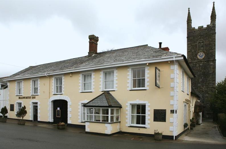 The Bradworthy Inn Holsworthy Bagian luar foto